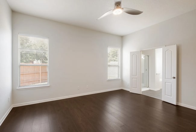 Building Photo - 12027 Mill Village