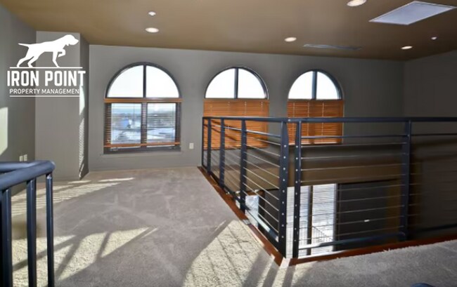 Building Photo - 2399RIVERWALK