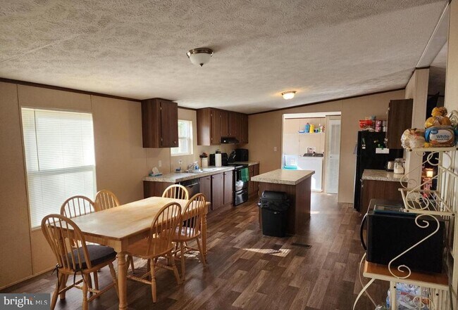 Building Photo - 8510 Darcy Ln