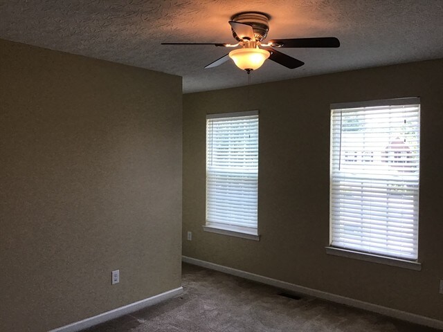 Building Photo - 113 Koehler Drive