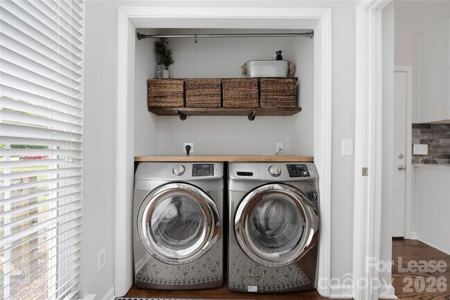 Building Photo - 150 State Park Rd