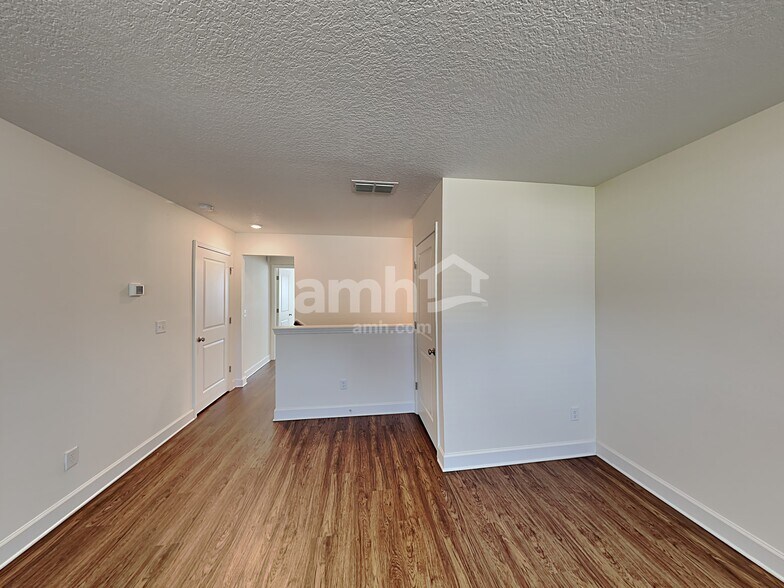 Building Photo - 3036 Eagle Bluff Way