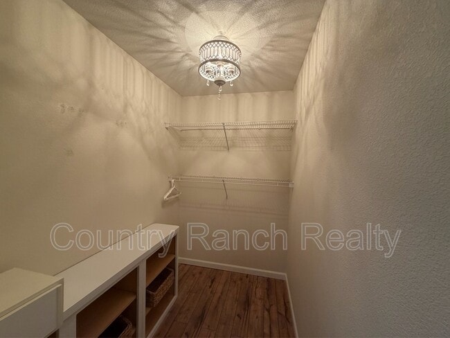 Building Photo - 3423 McCormick Blvd
