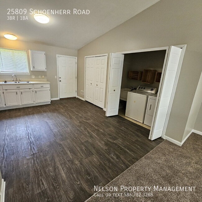 Building Photo - 25809 Schoenherr Rd