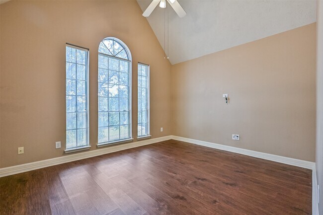 Building Photo - 2714 Safe Harbor Cir