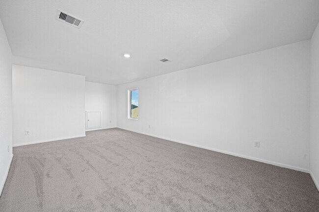 Building Photo - 16615 Rolling Hillside Wy