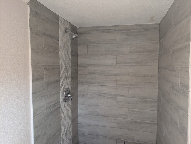 Building Photo - 4120 Avenue O