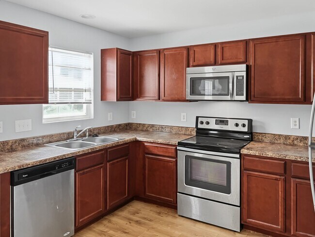 Building Photo - 3457 Kernstown Dr