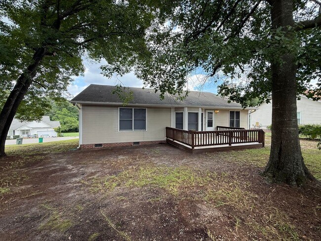 Building Photo - 5671 Archer Rd