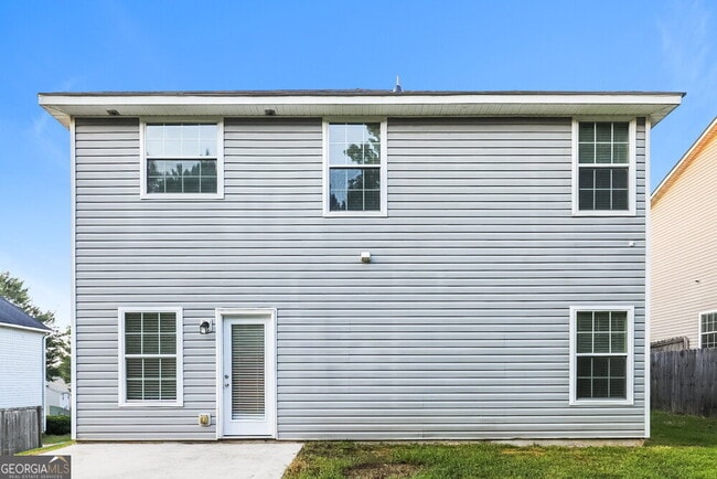 Building Photo - 1115 Watercourse Way