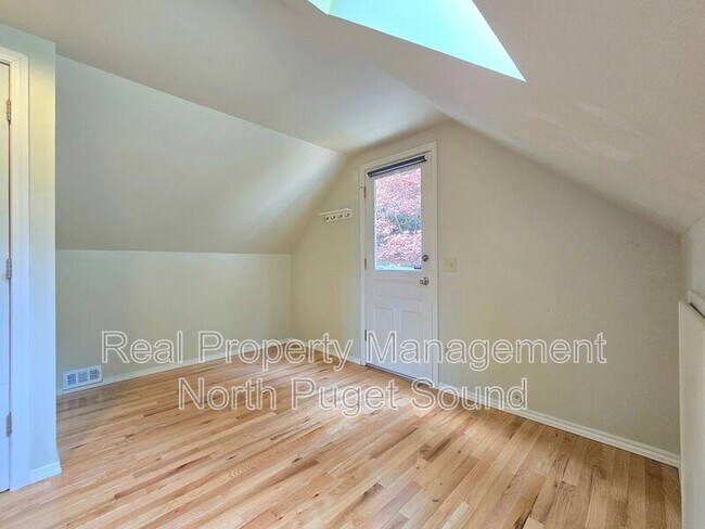 Building Photo - 18213 157th Ave NE