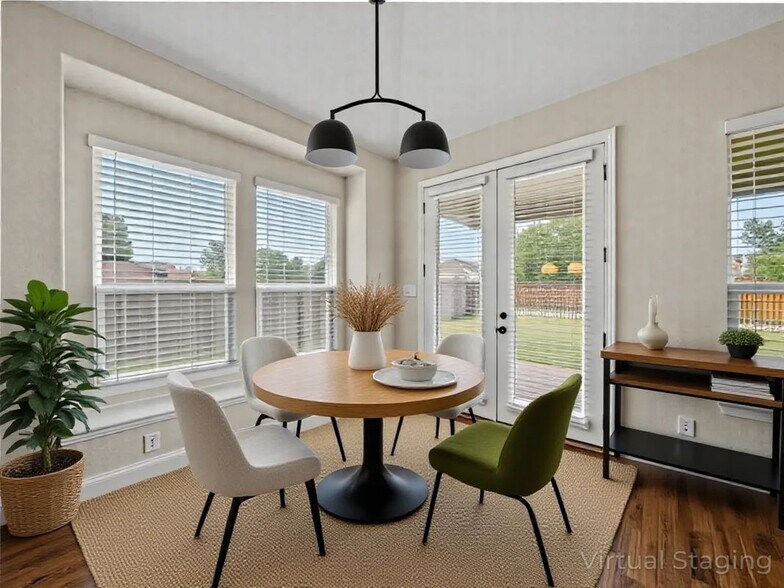 Building Photo - 971 Sagebrush Dr