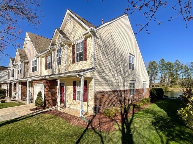Building Photo - 217 Arlington Downs Blvd
