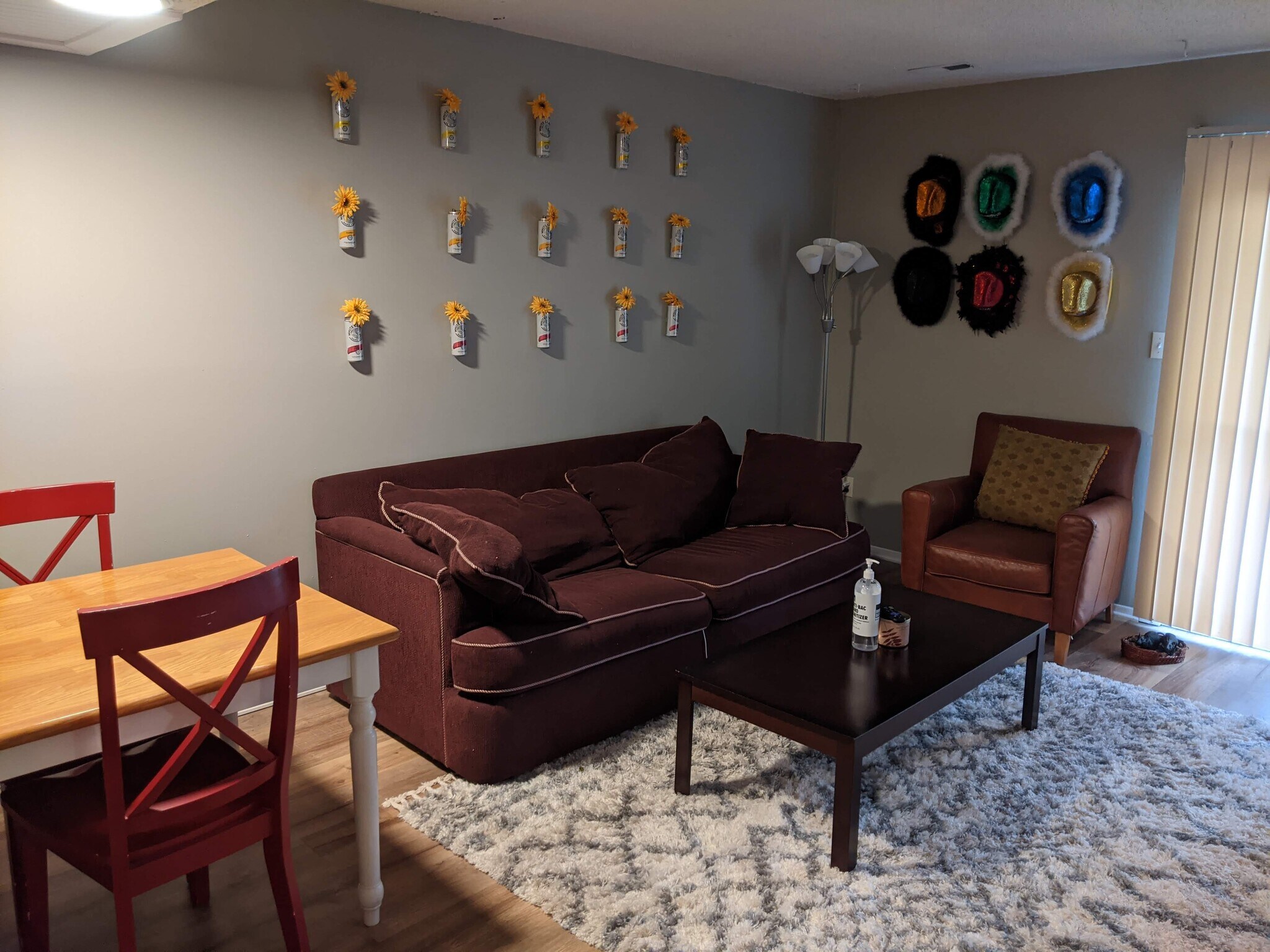 Building Photo - 1021 Illinois St