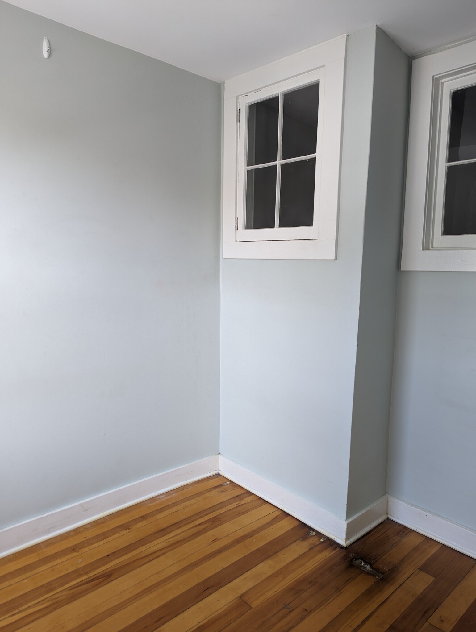 Building Photo - 329 Madison Ave