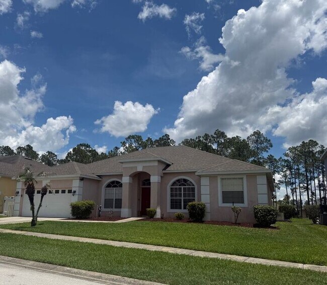 Building Photo - Beautiful Pool Home in Highlands Reserve golf community