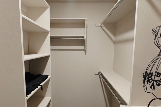 Building Photo - Townhome For Rent NW OKC!