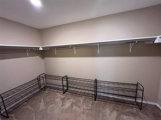 Building Photo - 12425 Calibri Ln