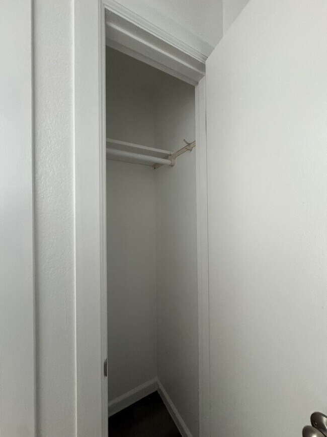 Building Photo - 1111 N L St