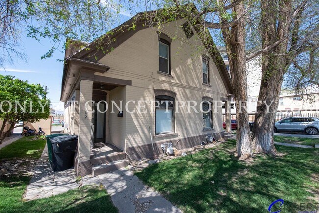 Building Photo - 5000 S Jones Ct