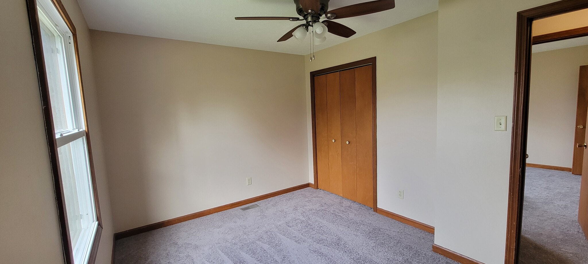 Building Photo - 14 Lincoln Ln