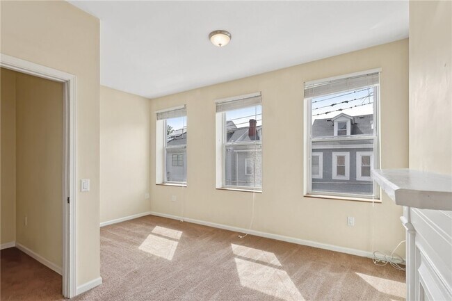 Building Photo - 5156 Carnegie St