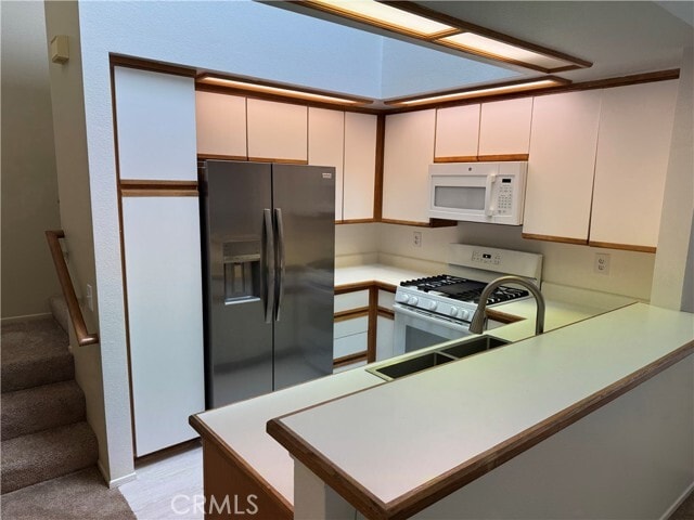 Building Photo - 54 Dianthus