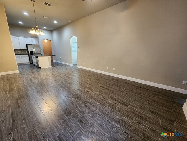 Building Photo - 1221 FM306