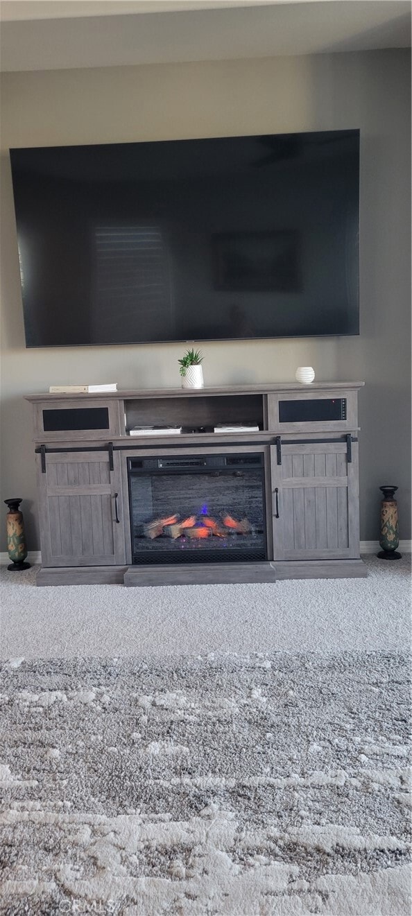 Building Photo - 82 Burgundy