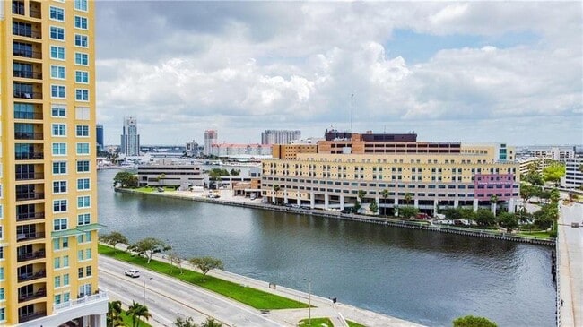 Building Photo - 345 Bayshore Blvd