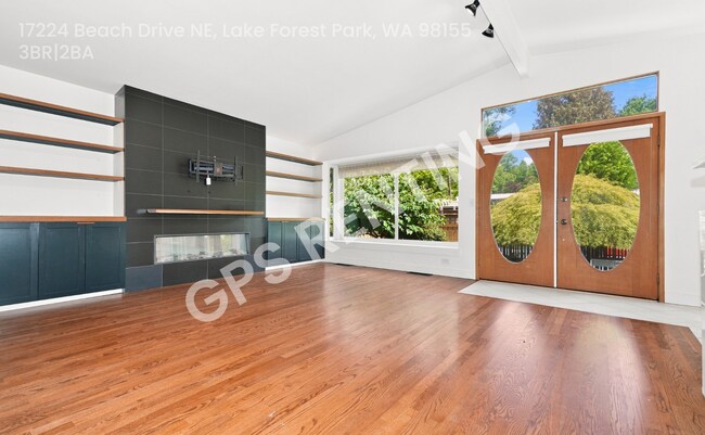 Building Photo - 17224 Beach Dr NE