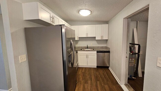 Building Photo - 3912 Robert C Weaver Dr