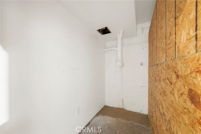 Building Photo - 1827 E 4th St