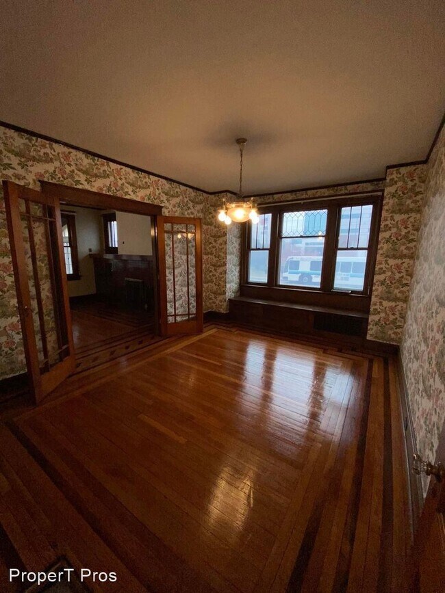 Building Photo - 4 br, 3 bath House - 802 West Franklin Street