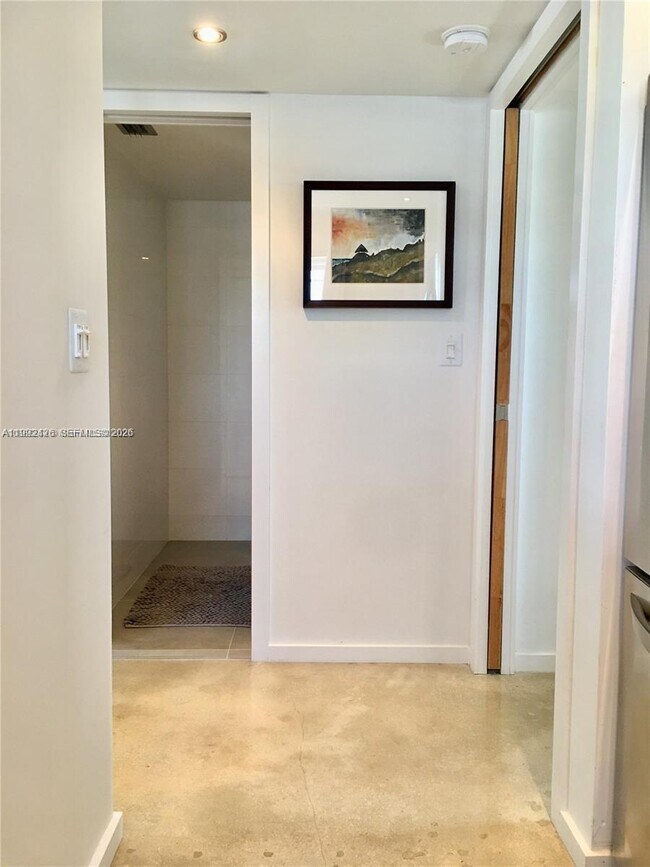 Building Photo - 618 Euclid Ave