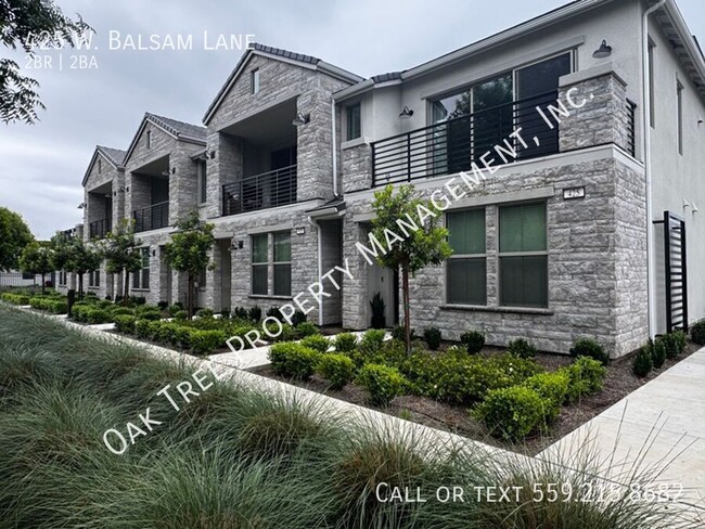 Building Photo - 425 W Balsam Ln