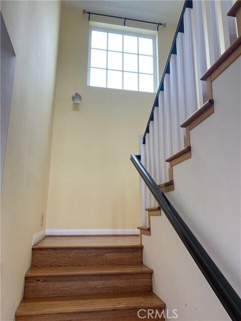 Building Photo - 529 21st St