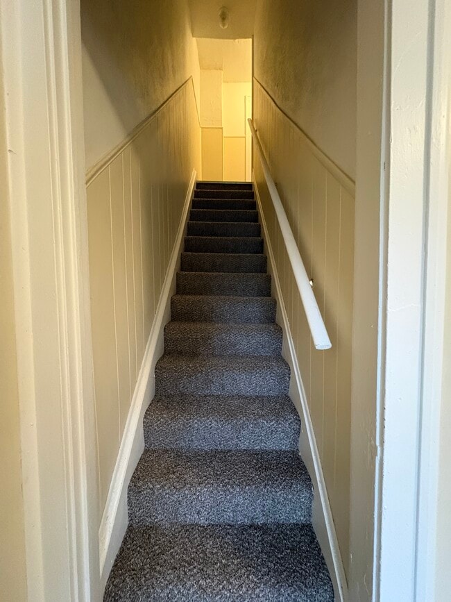 Building Photo - 1425 Marcy St