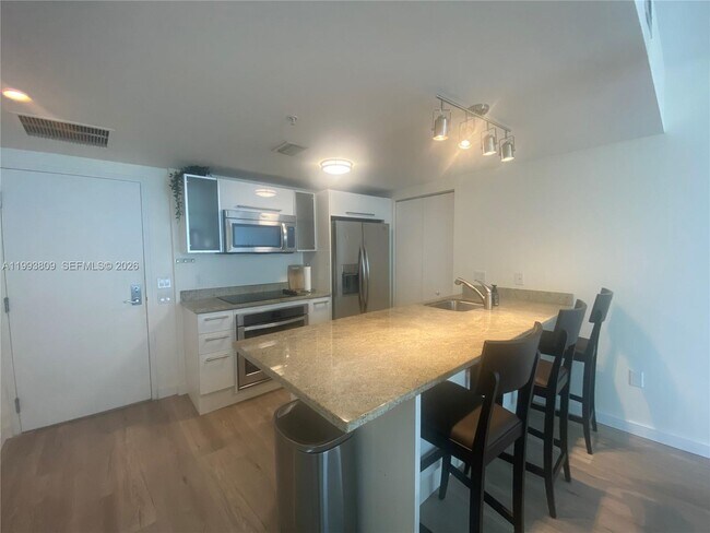 Building Photo - 185 SW 7th St