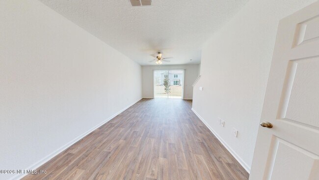 Building Photo - 12727 Whelan Ave