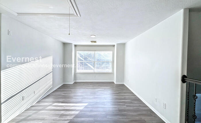 Building Photo - 18503 Keeling Trail