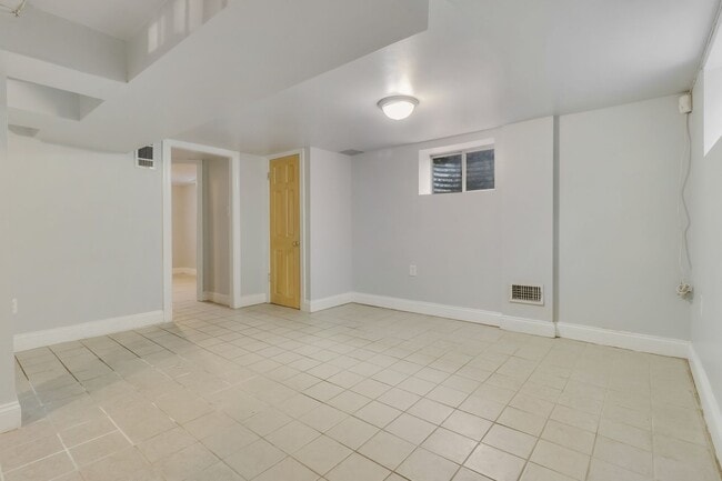 Building Photo - Brookland Corner Lot