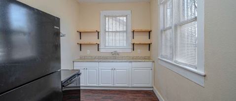 Building Photo - 639 Canton-