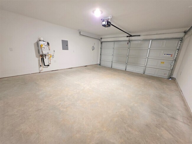 Building Photo - 40821 Hawthorne Glades St