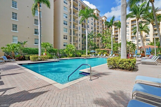 Building Photo - 1 br, 1 bath Condo - 1801 N Flagler Dr Apt...