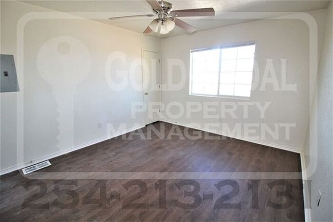 Building Photo - 4008 Pilgram Dr