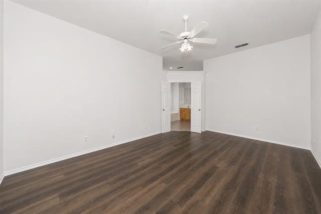 Building Photo - 2230 Park Hurst Dr