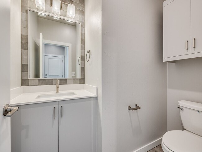 Building Photo - Beautiful New Construction Home in Edmond/...