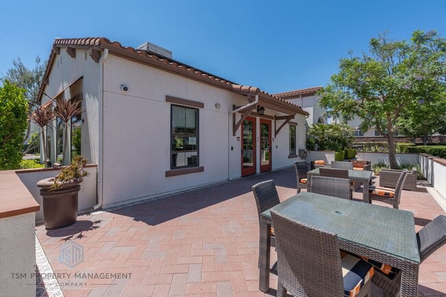 Building Photo - 4-bedroom, 3-bath home in the gated community of Harvest at The Preserve in Chino