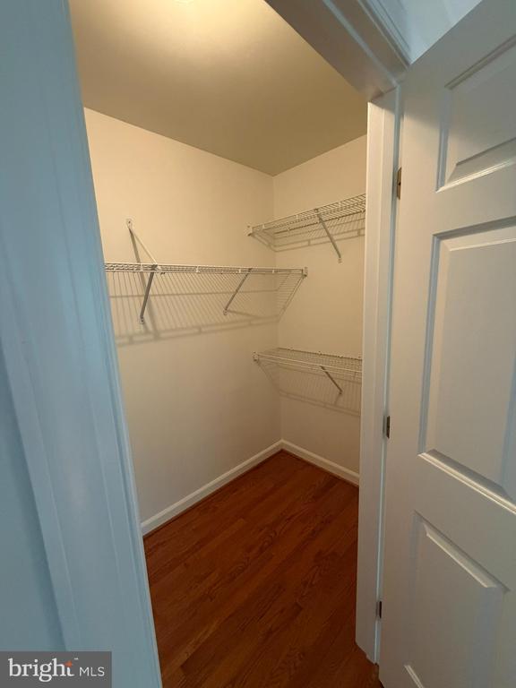 Building Photo - 10631 Sandown Way
